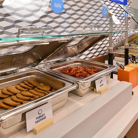 Holiday Inn Express & Suites Terrace By Ihg Extérieur photo