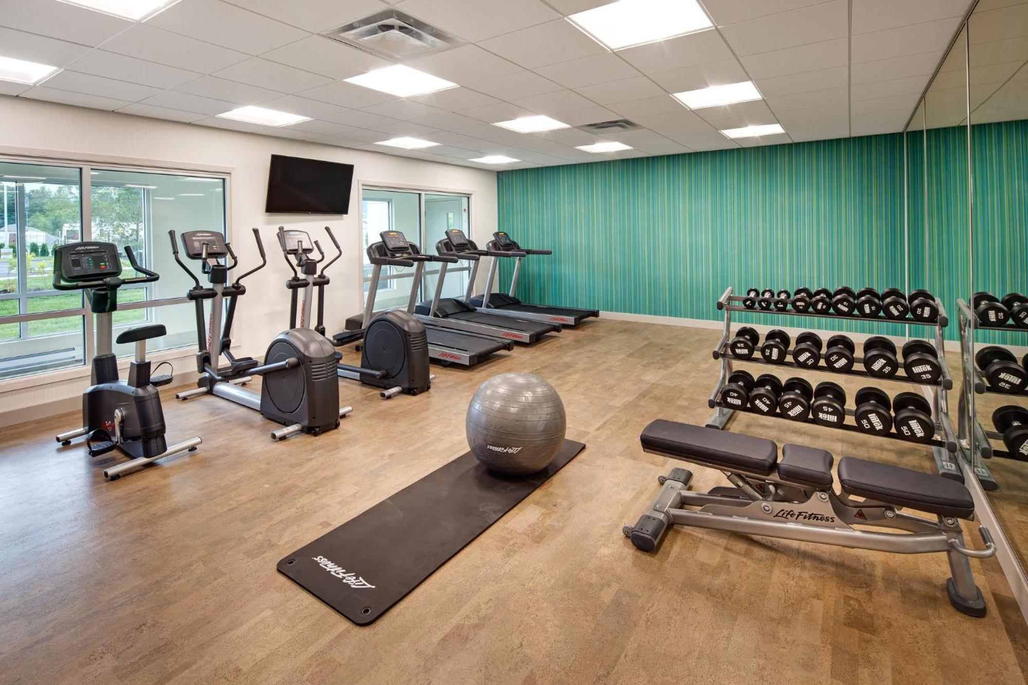 Holiday Inn Express & Suites Terrace By Ihg Extérieur photo